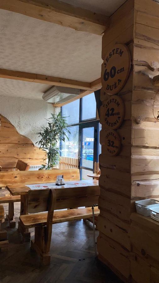 Aparthotel Dom Turysty Sanok Exteriér fotografie