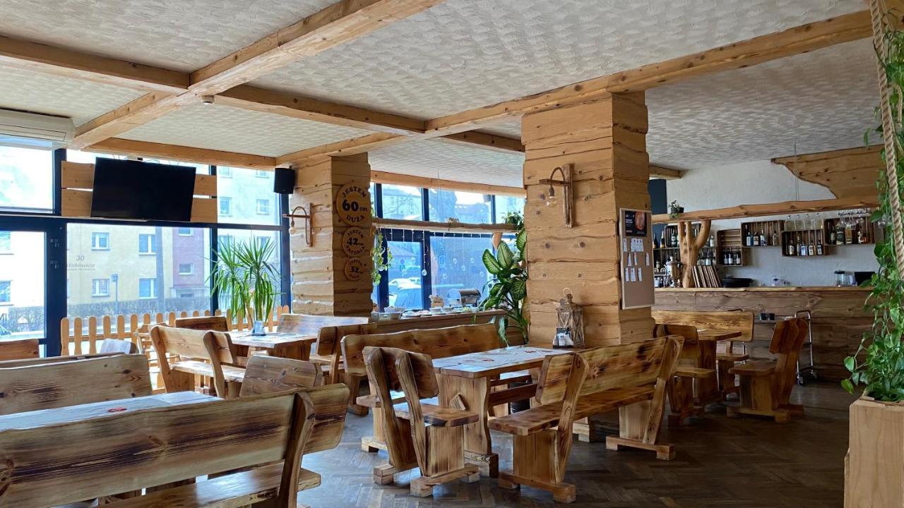 Aparthotel Dom Turysty Sanok Exteriér fotografie