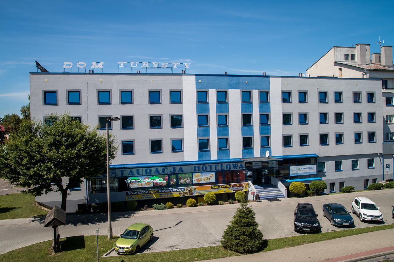 Aparthotel Dom Turysty Sanok Exteriér fotografie