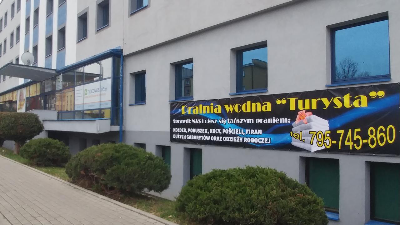 Aparthotel Dom Turysty Sanok Exteriér fotografie